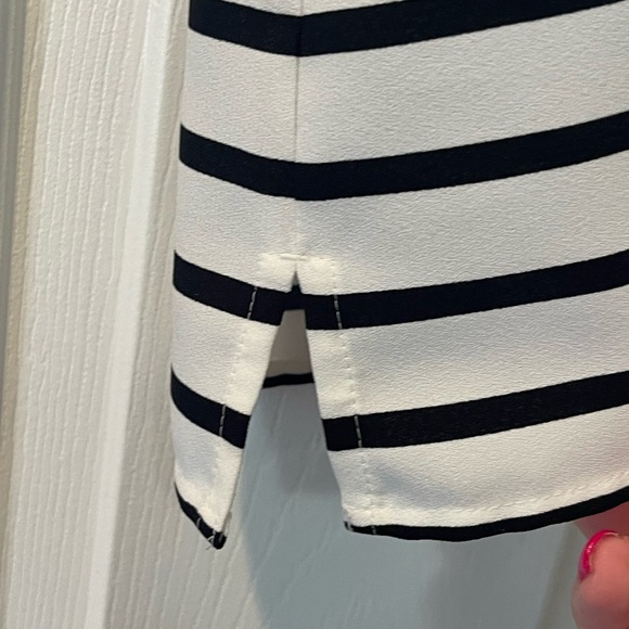 Striped Loft Top - Picture 4 of 7